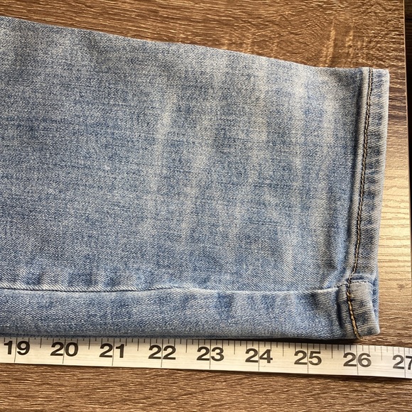EUC Women’s Kut From The Kloth High Rise Cigarette Leg Size 8 Jeans - Picture 7 of 9